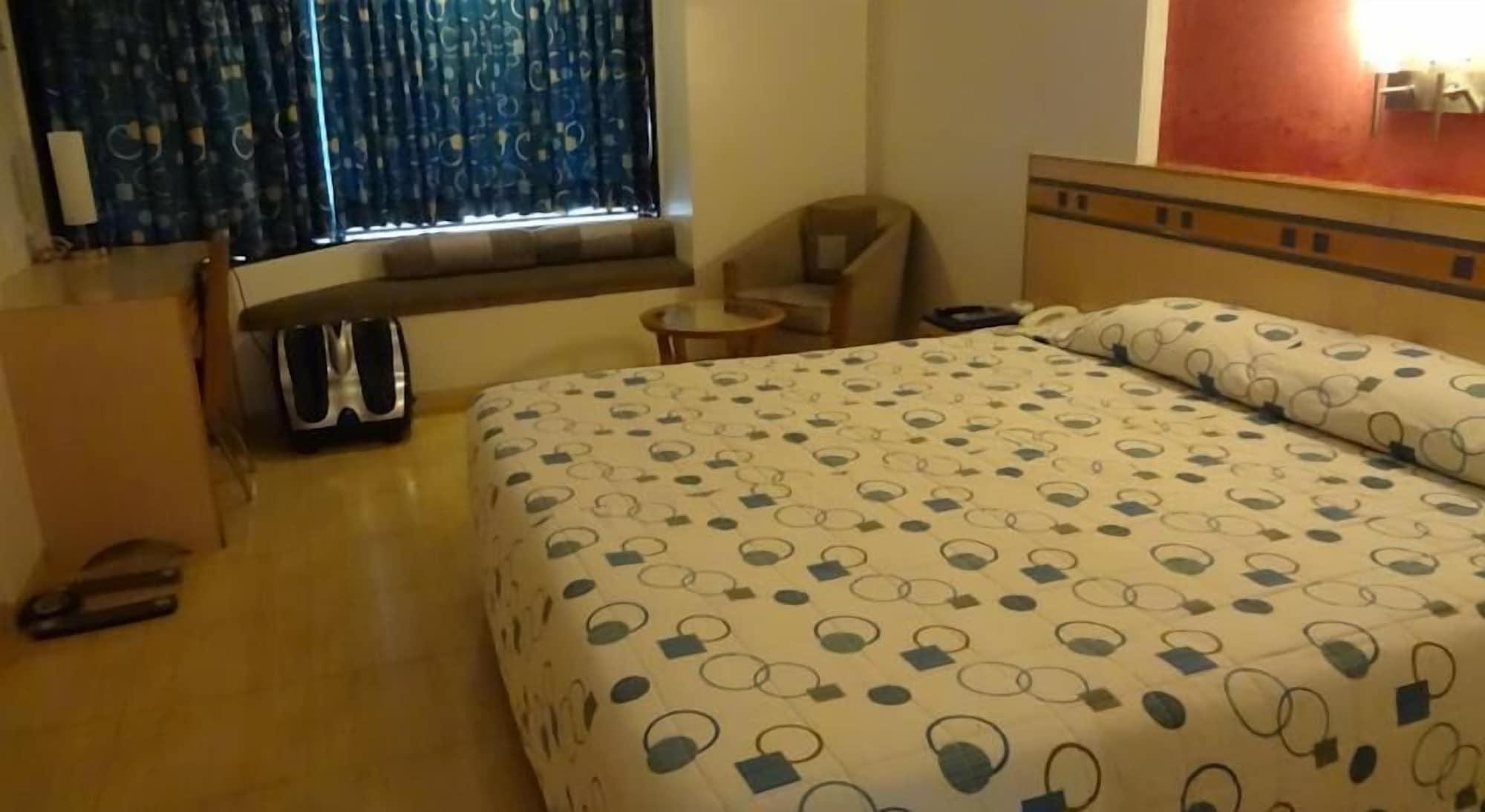 Hotel Suncity Residency Мумбаї Екстер'єр фото