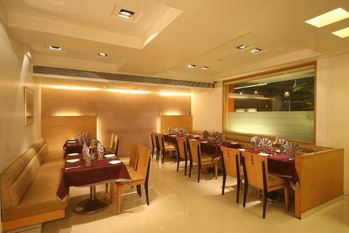 Hotel Suncity Residency Мумбаї Екстер'єр фото